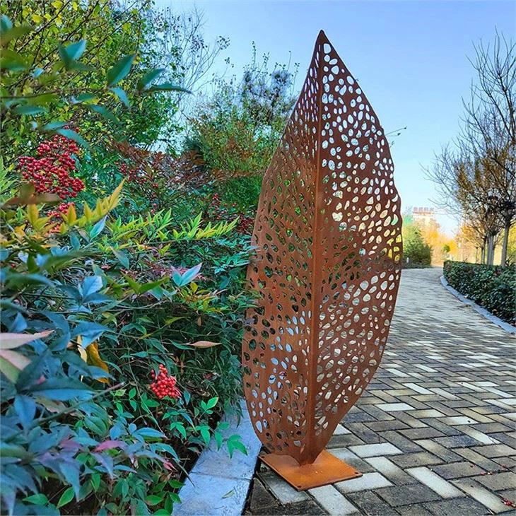 Outdoor Modern Art Metal Sculpture