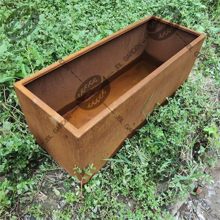 60 X 60 Planter