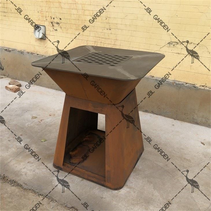 Corten Grill Garden