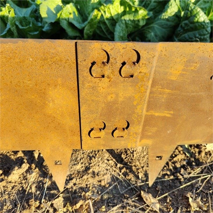 Edge Right Steel Edging