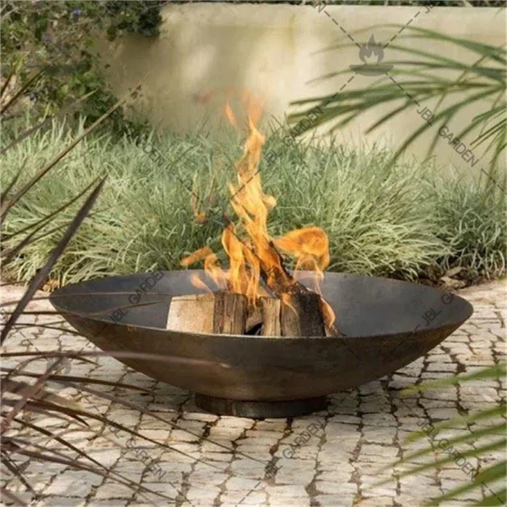Outdoor Wood Fire Pit With Chimney