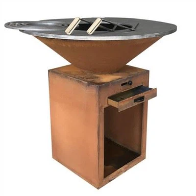 Buiten vuurplaats met kookgrill