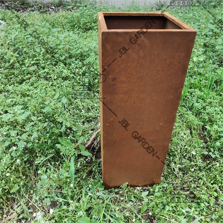 Steel Planter Beds