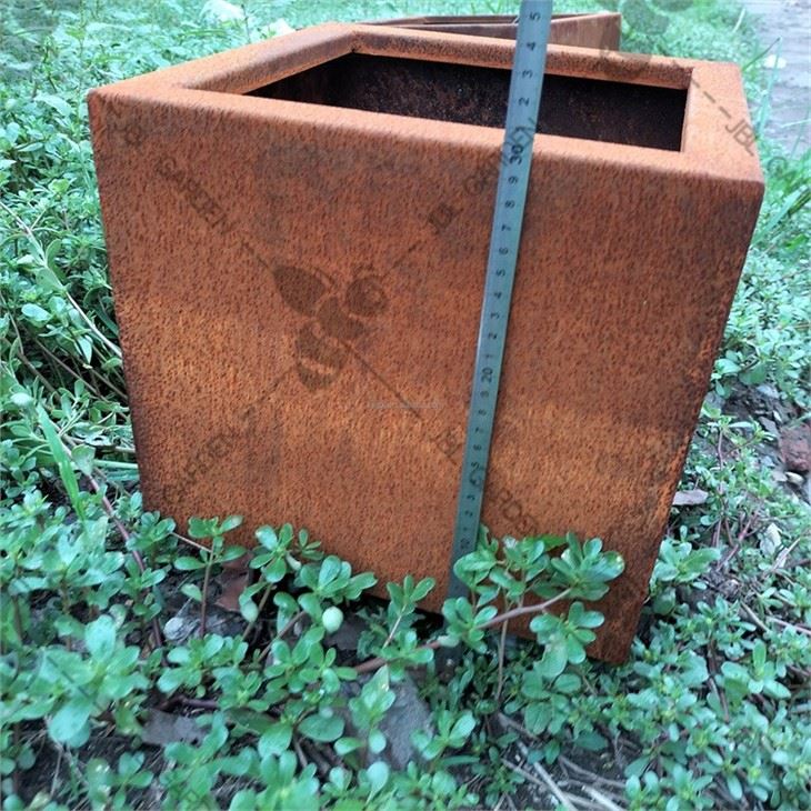 Tall Cheap Planters