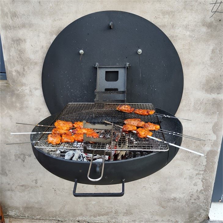 Wandgemonteerde grillbarbecue