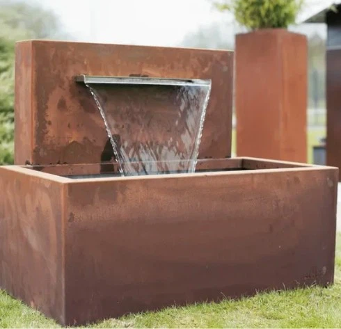Water Feature Falls Planter